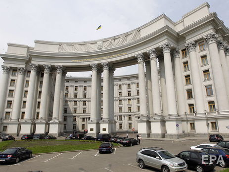 Спикер МИД Украины: Переговорный процесс по освобождению Сенцова и других пленных продолжается