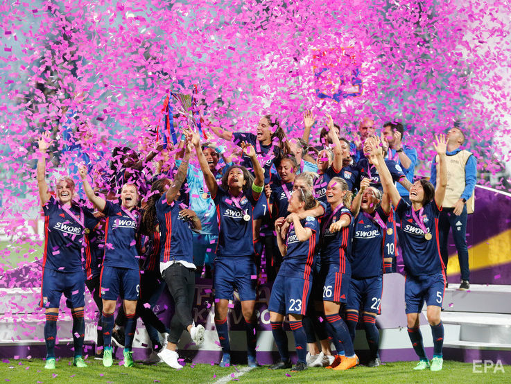 Финал женской Лиги чемпионов в Киеве выиграли футболистки "Лиона"