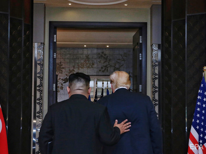 Белый дом опубликовал ролик, который Трамп показал Ким Чен Ыну на саммите в Сингапуре. Видео