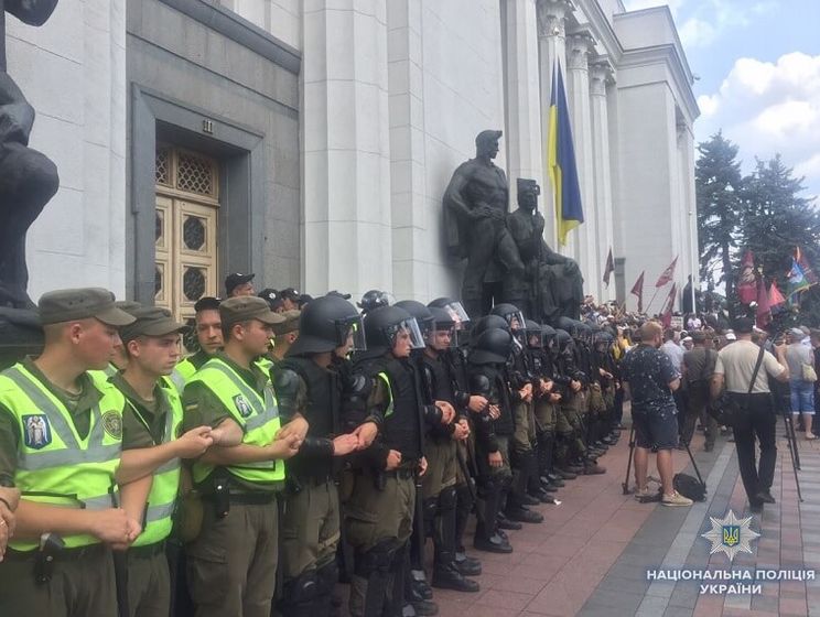 Одного активного участника акций протеста под Верховной Радой задержали – полиция