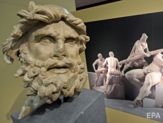 В Греции нашли, возможно, старейший известный экземпляр "Одиссеи" Гомера