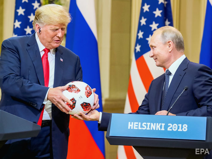 Путин подарил Трампу мяч ЧМ 2018