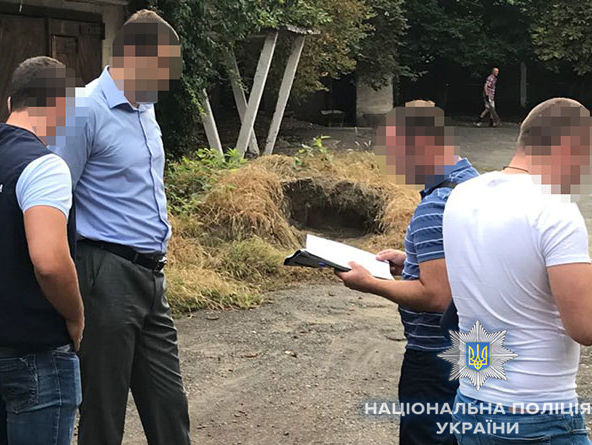 Глава райгосадминистрации из Закарпатской области требовал взятку за разрешение на поставку планшетов для больных ДЦП &ndash; МВД