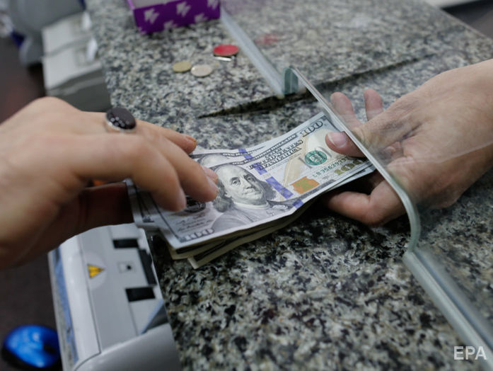 ﻿Курс гривні до долара зріс до 27,02 грн/$