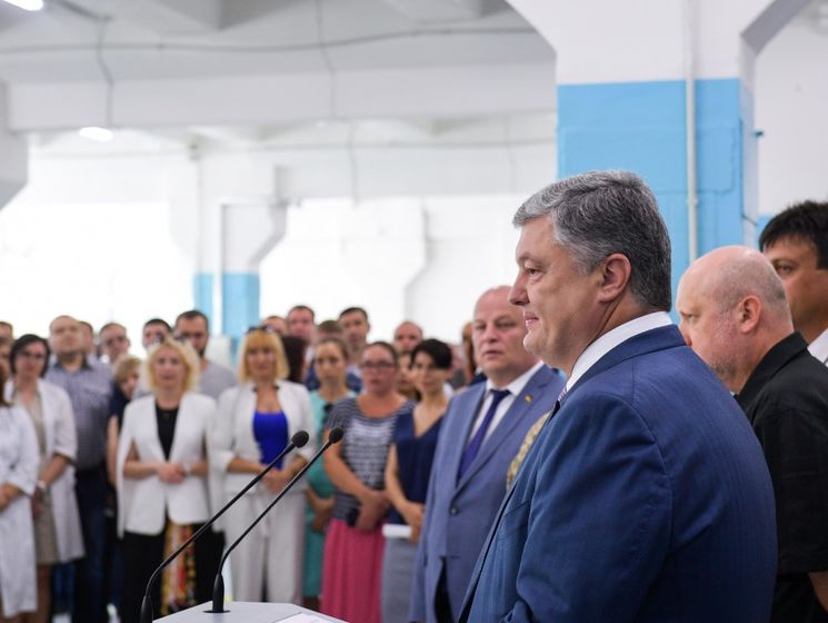 Порошенко заявил, что осенью предложит Раде внести в Конституцию пункт о намерении Украины вступить в ЕС и НАТО