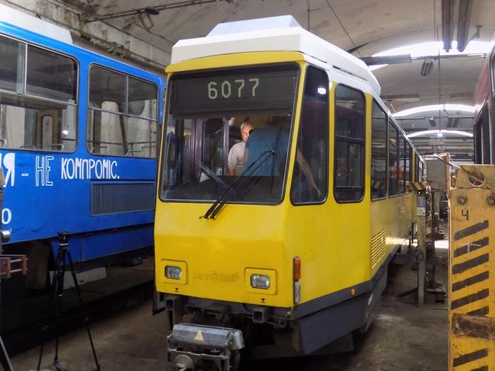﻿Львів купив трамваї, двері яких не зможуть відчинятися на деяких зупинках