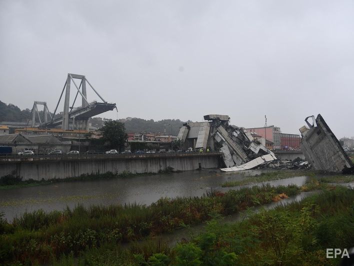 В Генуе обрушился мост: десятки погибших