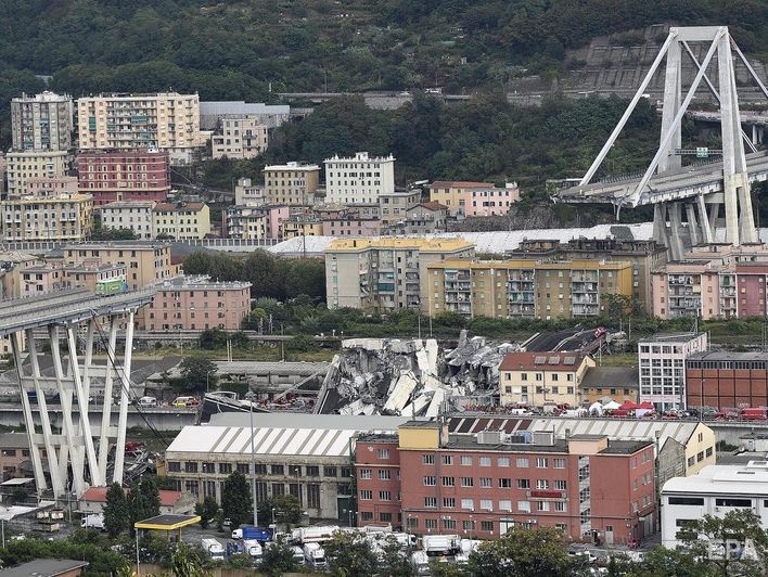 Количество жертв обрушения моста в Генуе увеличилось до 39, среди погибших есть дети