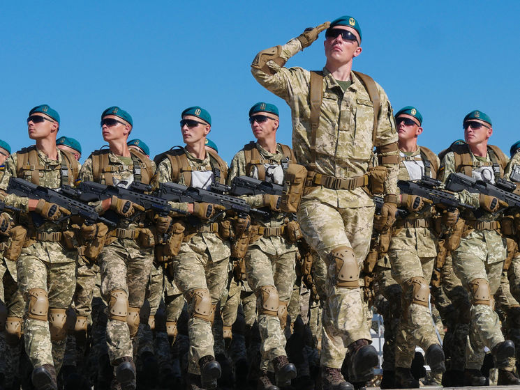 "Серьезный вопрос, требующий решения". Муженко сообщил о кадровых проблемах в украинской армии