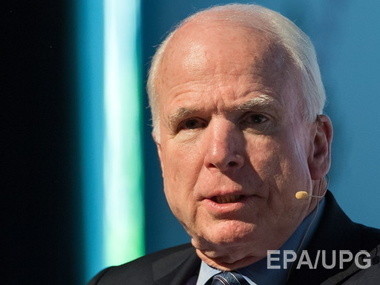 Маккейн призвал Обаму предоставить Украине летальную военную помощь