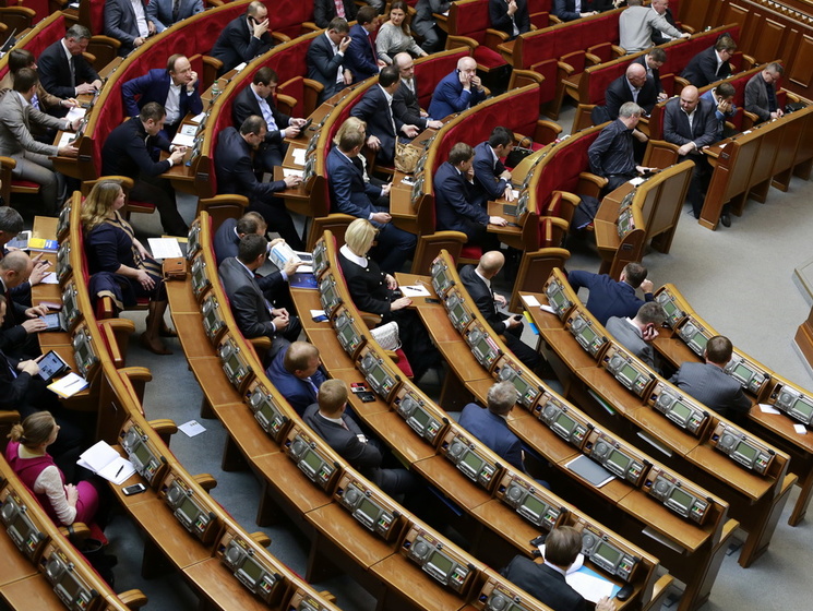 На рассмотрение парламента передали четыре законопроекта о местных выборах