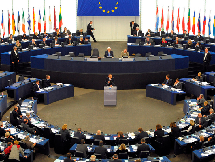 Гройсман: Европарламент просит ЕС поддержать создание Международного трибунала по делу о катастрофе Boeing 