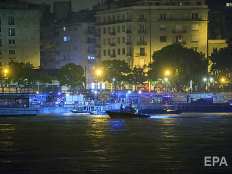 ﻿У Будапешті затонуло судно для прогулянок, семеро загиблих, приблизно 20 зниклих безвісти