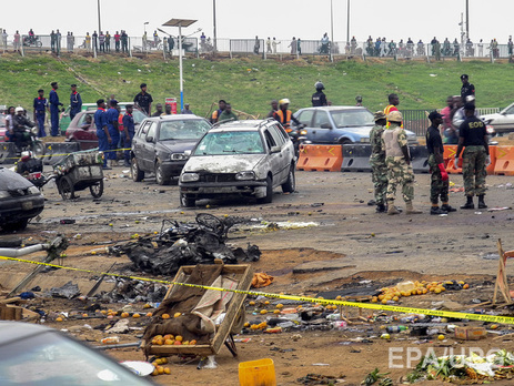 В столице Нигерии от двух взрывов погибли не менее 15 человек