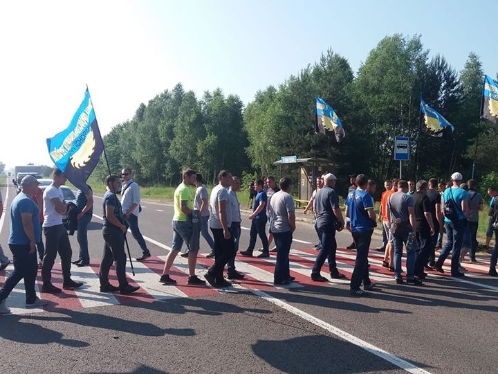 Во Львовской области шахтеры устроили забастовку с требованием выплатить зарплату