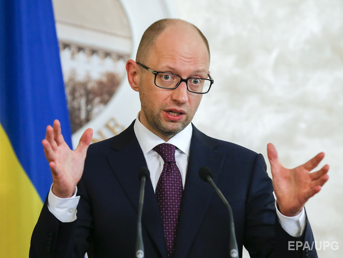 Яценюк: Увольнению подлежат 42% руководства Государственной фискальной службы