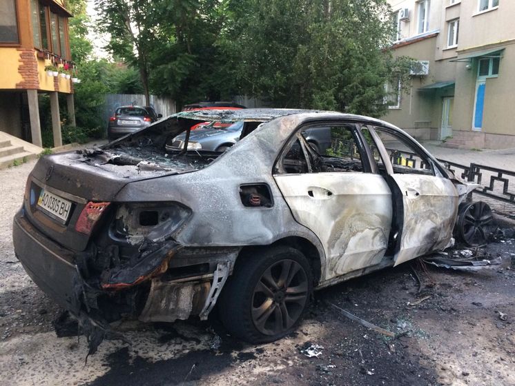 В Закарпатье сожгли авто бывшего вице-мэра Ужгорода Цапа