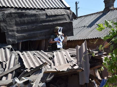 ﻿Обстріляний бойовиками житловий будинок у Мар'їнці відновленню не підлягає – українська сторона СЦКК