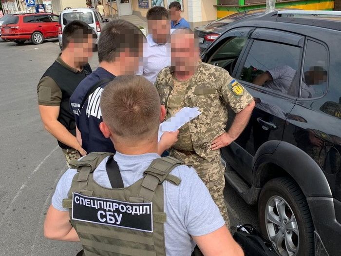 ﻿В Одеській області СБУ за хабарництво затримала заступника голови військового комісаріату