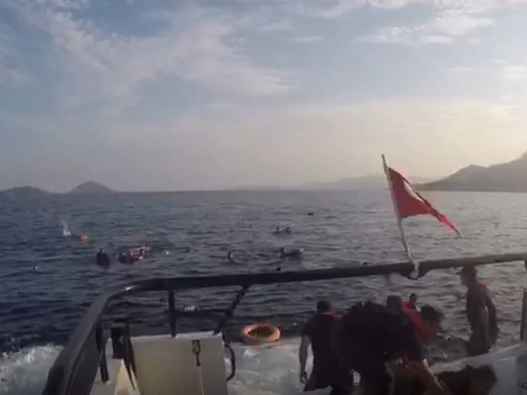 ﻿Біля берегів Туреччини затонув човен із мігрантами, 12 з них загинули
