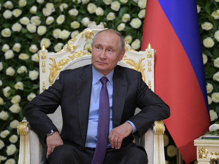 Путин заявил, что недавно обсуждал с Медведчуком вопрос освобождения захваченных украинских моряков и других "конкретных лиц"
