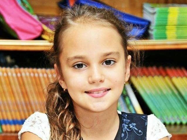 Экспертиза показала, что 11-летнюю девочку в Одесской области убили ударами ножа в шею &ndash; СМИ