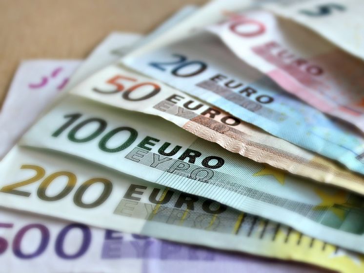 Курс гривны к евро укрепился до 29,83 грн/€