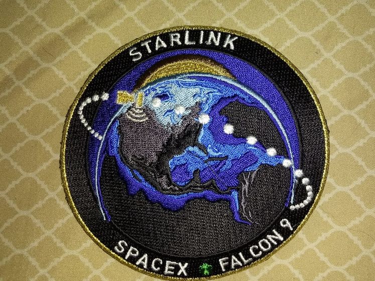 ﻿SpaceX утратила зв'язок із трьома супутниками Starlink