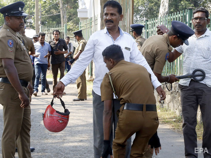 Бывший начальник полиции и экс-министр обороны Шри-Ланки арестованы по делу об апрельских терактах