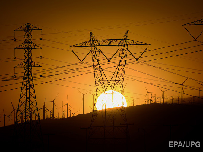 В Севастополе сократили подачу электроэнергии в жилые районы