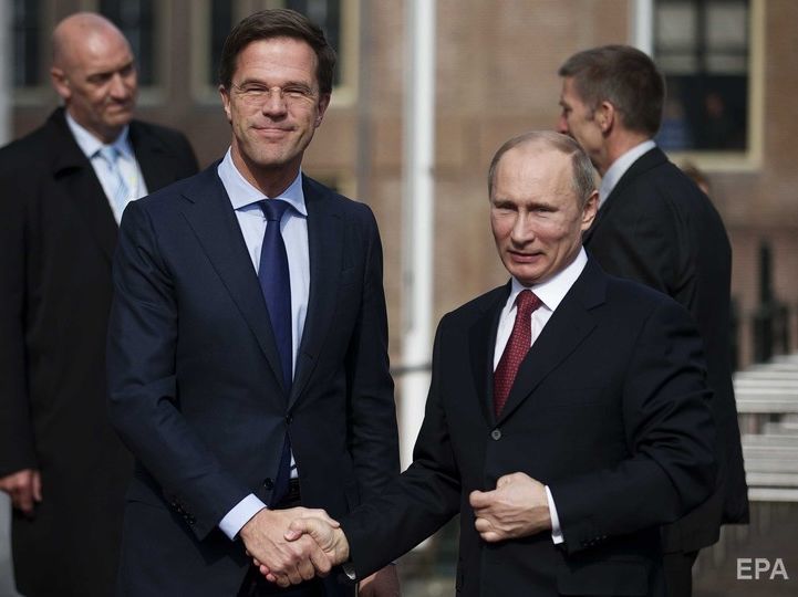 Премьер Нидерландов обсудил с Путиным катастрофу MH17
