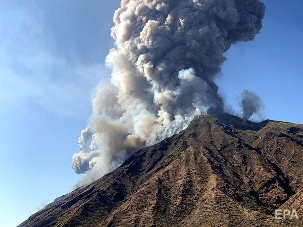 ﻿В Італії активізувався вулкан Стромболі, загинув турист