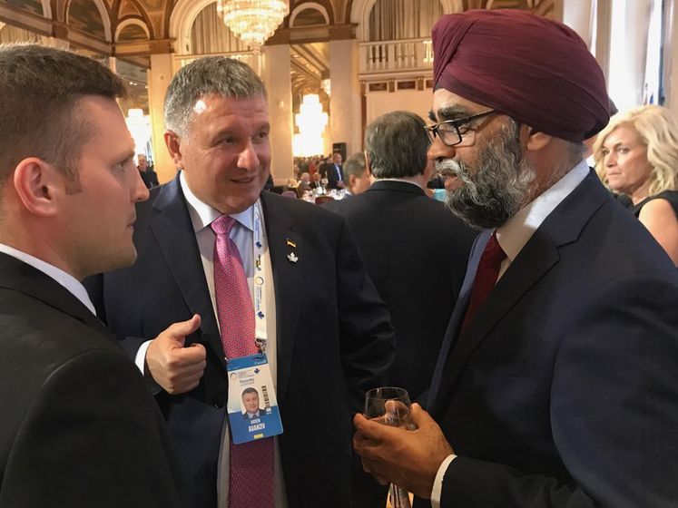 Аваков обсудил с министром обороны Канады Саджаном вопросы военного взаимодействия и закупки новой техники