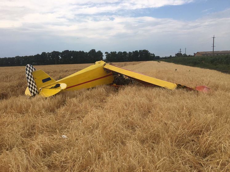 В Полтавской области разбился легкомоторный самолет, погиб пилот &ndash; полиция