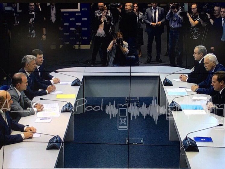 ﻿У Москві Бойко, Рабінович і Медведчук обговорюють із Медведєвим укладення газового контракту