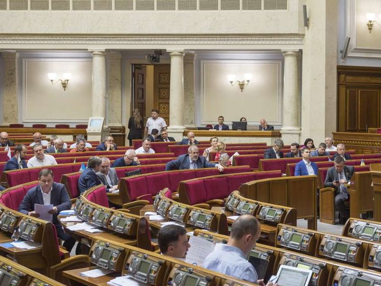 ﻿Рада сьогодні заслухає доповідь Нацради з питань телерадіомовлення про ситуацію в українському медіапросторі