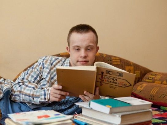 Украинец с синдромом Дауна впервые получил высшее образование