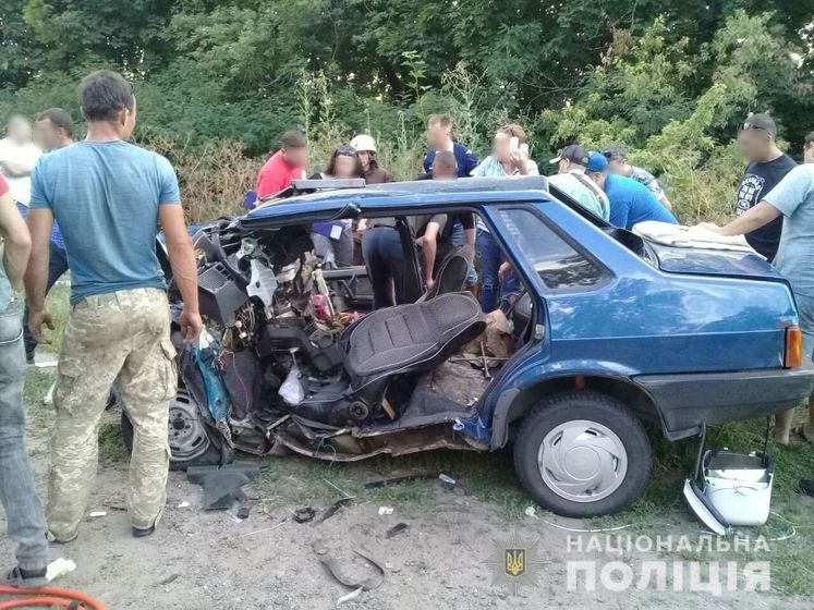 ﻿Унаслідок ДТП у Полтавській області одна людина загинула, ще четверо постраждали – поліція