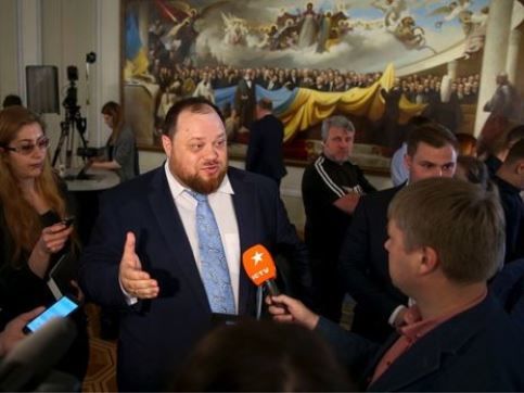 Стефанчук допустил возможность досрочных местных выборов в Украине