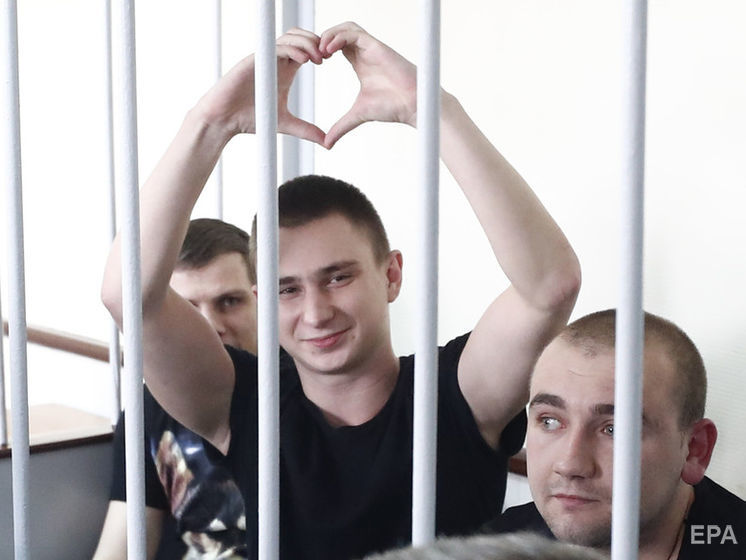 Суд в Москве продлил на три месяца арест всем 24 украинским военнопленным морякам