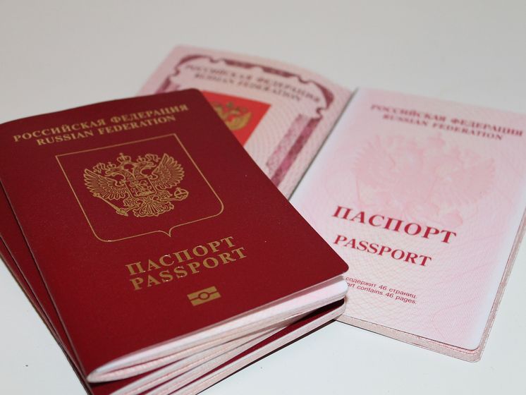 Путин подписал указ об упрощенном предоставлении гражданства РФ всем жителям Донецкой и Луганской областей