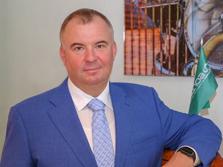 В корпорации "Богдан" заявили, что их глава Гладковский не пришел на допрос в НАБУ из-за отсутствия в Украине
