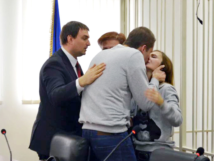 Апелляционный суд изменил меру пресечения для подозреваемого в убийстве Бузины Медведько на домашний арест