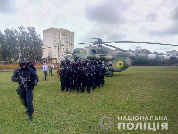 В Житомирскую область вертолетом доставлено спецподразделение для охраны избирательной документации – Нацполиция