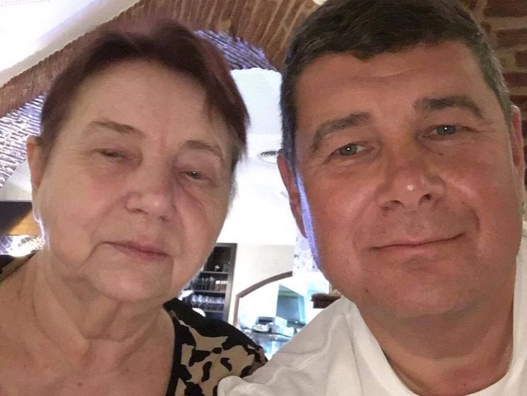 ﻿В аеропорту "Бориспіль" затримали матір нардепа Онищенка