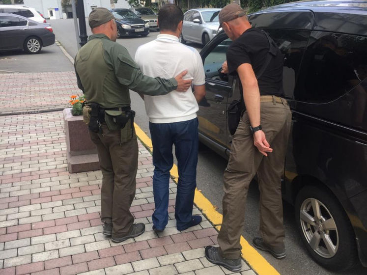 Скрывавшийся от следствия экс-замначальника полиции Одесской области сам пришел в САП – СМИ