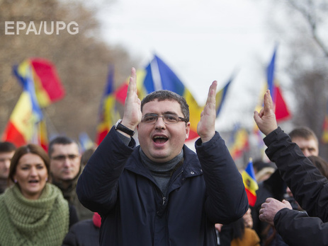 Молдавский оппозиционер Ренато Усатый пообещал перекрыть сегодня национальные автотрассы