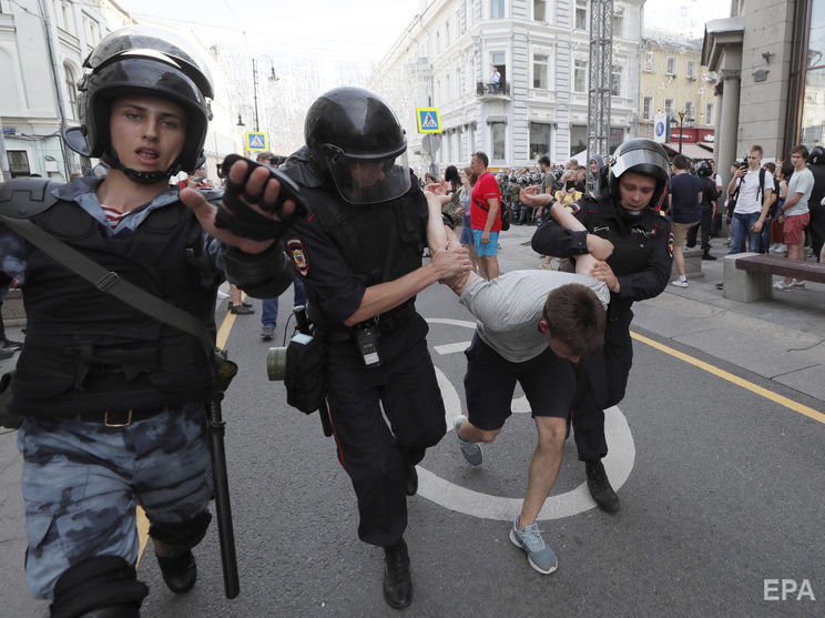 27 июля на акции протеста в Москве полиция ошибочно задержала 37 подростков – прокуратура РФ