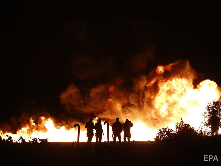 62 человека сгорели заживо в Танзании, собирая бензин, разлившийся из бензовоза