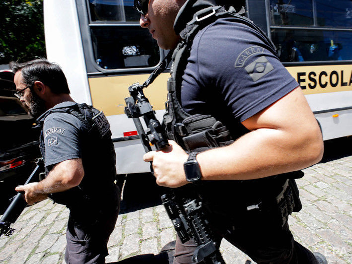 ﻿У Бразилії озброєні люди розстріляли співробітників і відвідувачів нічного клубу